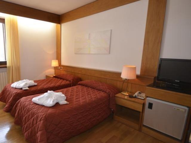 Hotel Cristallo Madonna di Campiglio Exterior photo
