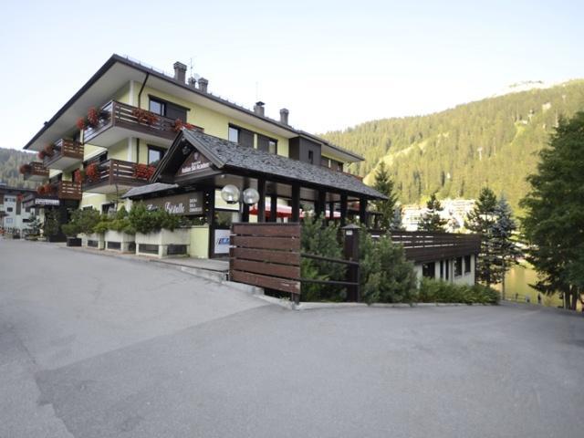 Hotel Cristallo Madonna di Campiglio Exterior photo